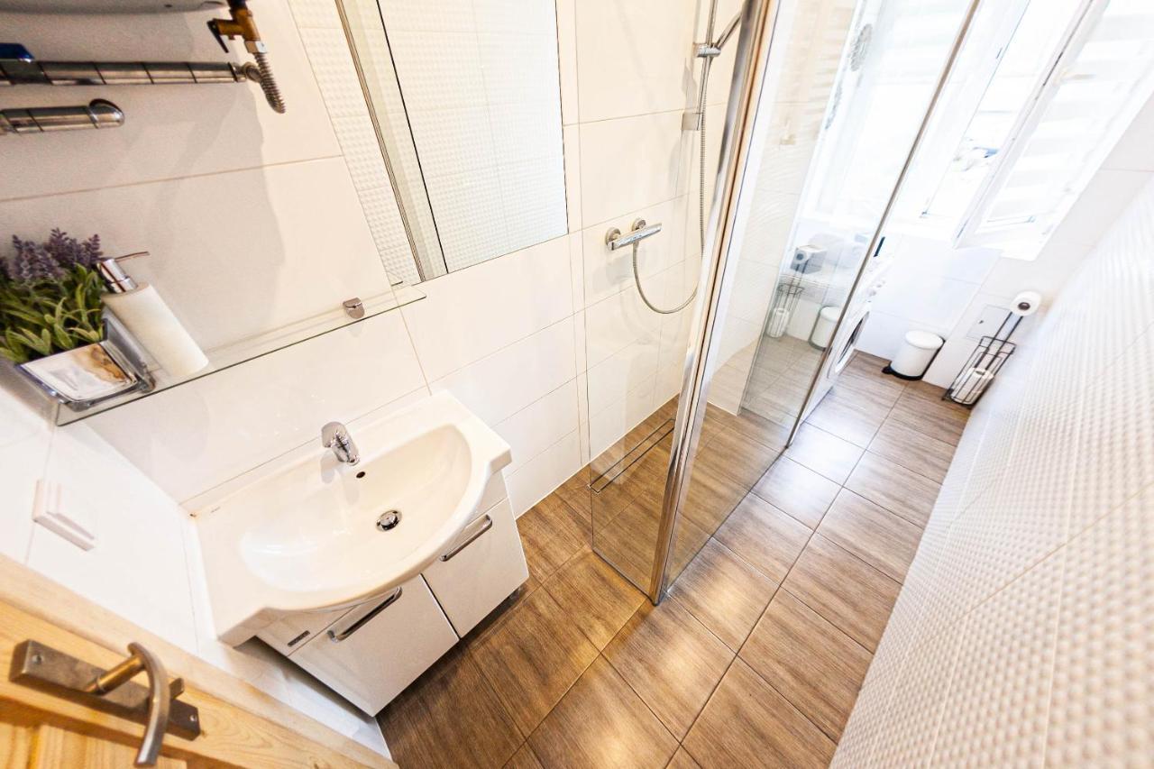 Prestige Apartamento Gdansk Exterior foto